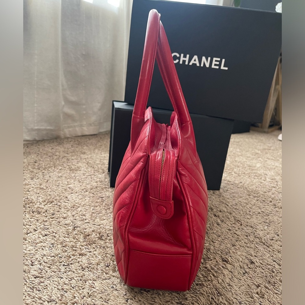 Chanel Red Lambskin Chevron Bag - Picture 5 of 17